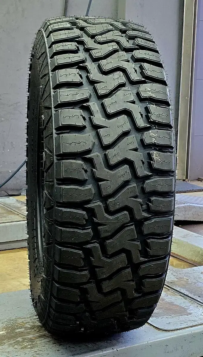 하이다RT 35"x12.50r17 오프로드 타이어